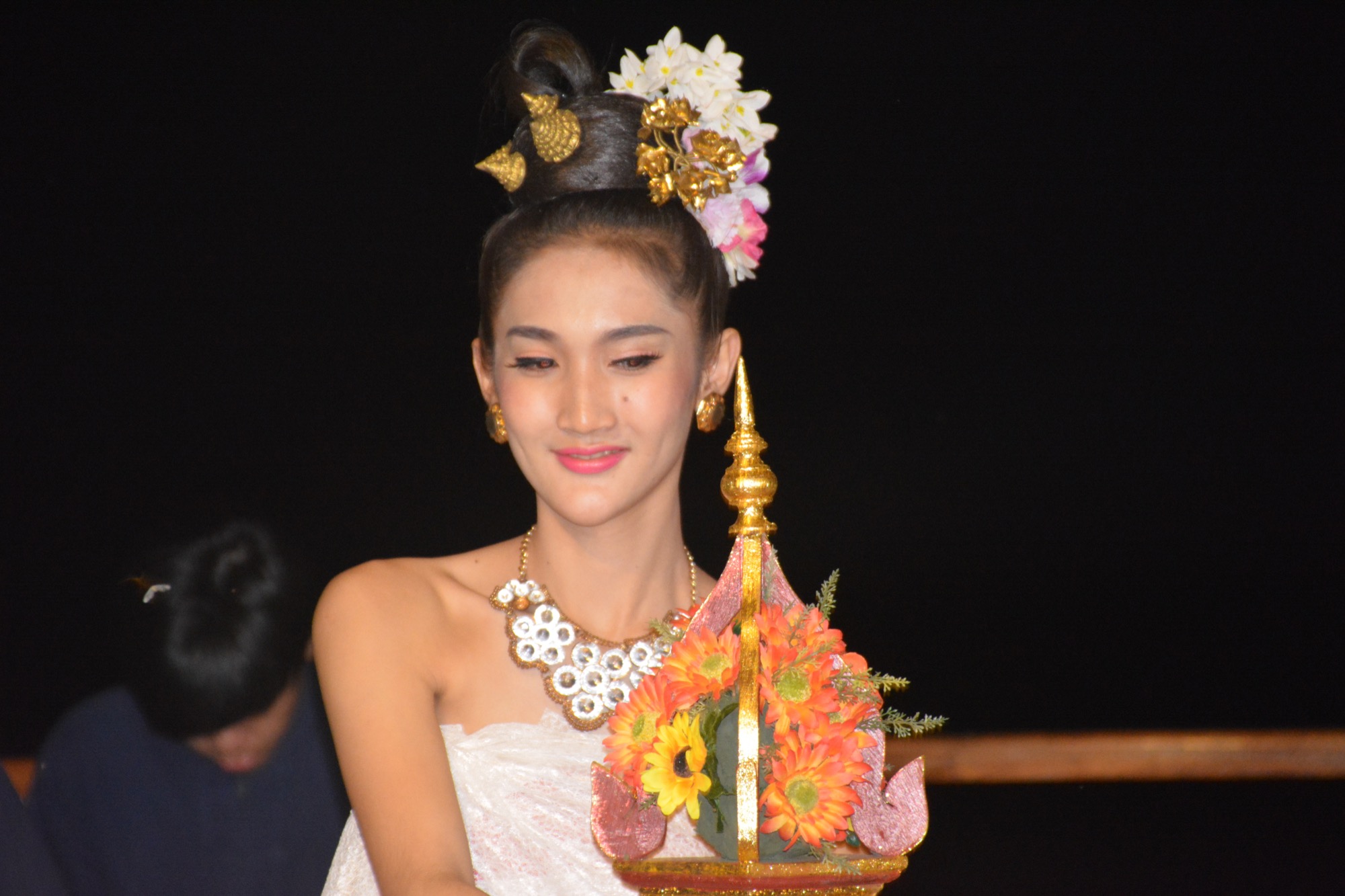 Pandaw RV Laos Pandaw Entertainment 7.jpg